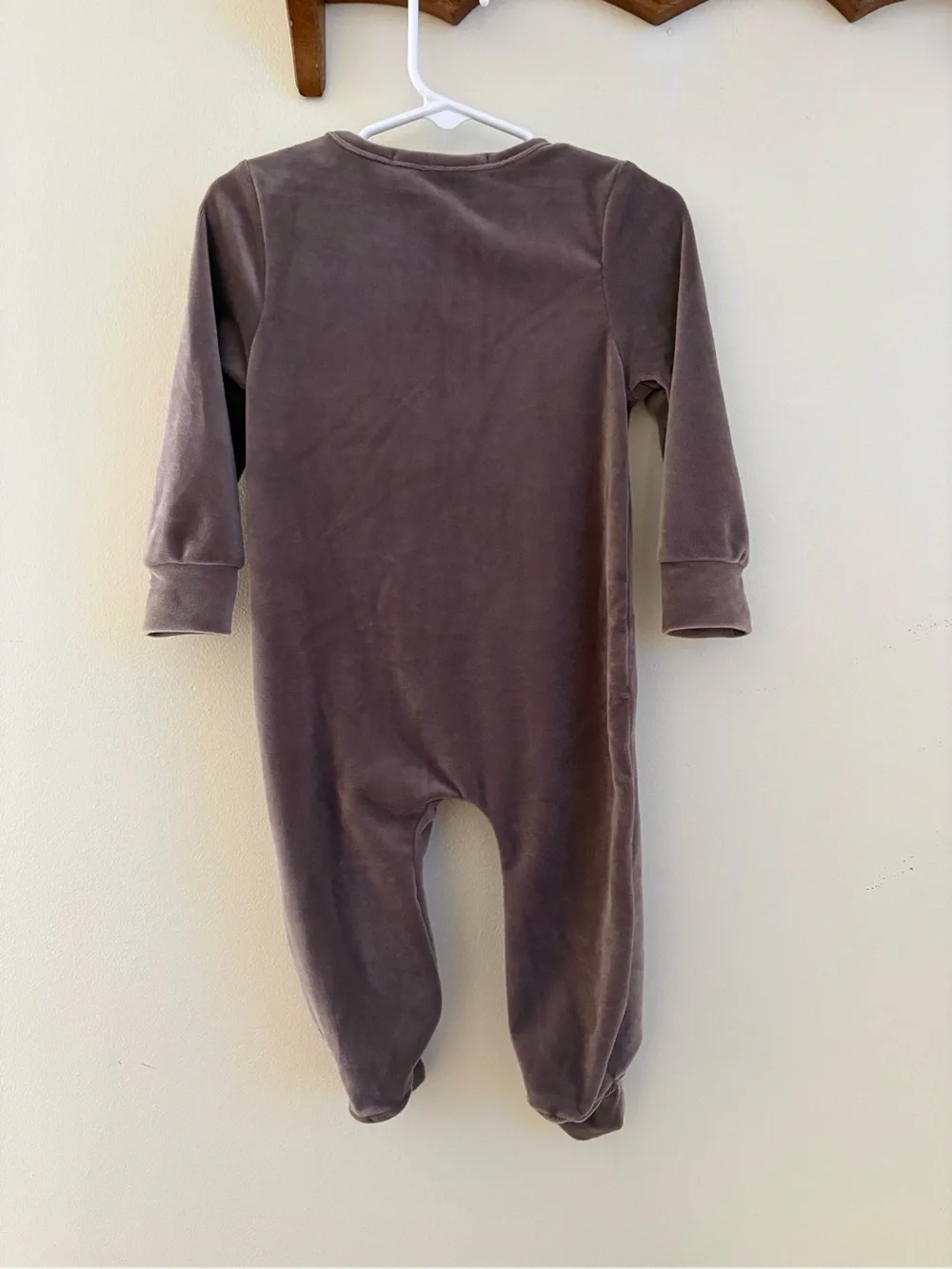 NWT Abby & Evie Brown Velour Footed Sleeper Size 18 Months
